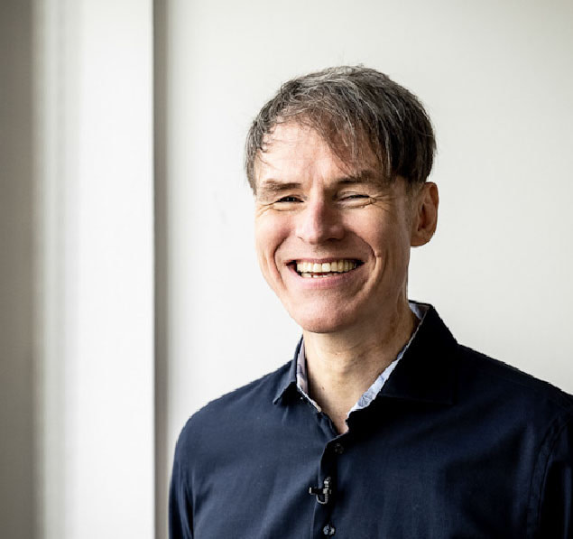 Dr.Matthias-Mayer-lowres-717672-1